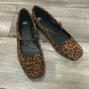 Wild fable flats